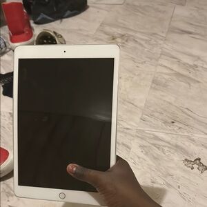 Apple Silver iPad Pro Sleek Design